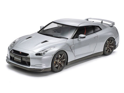 Tamiya: Nissan GT-R 1:24 24300