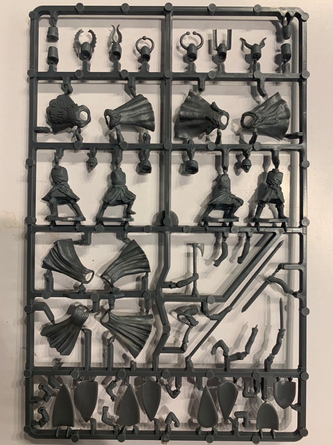 Deus Vult FFG005 Teutonic Infantry Knights single sprue Fireforge Games 28mm